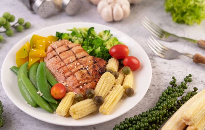 健康晚餐食譜：5道簡單營養菜單，助你輕鬆吃出健康