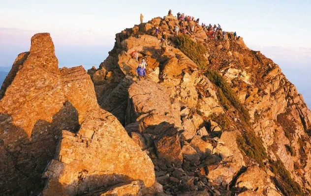 排雲山莊抽籤 排雲山莊抽籤