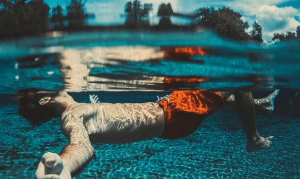 游泳後多久可以吃東西？把握黃金時間補充營養