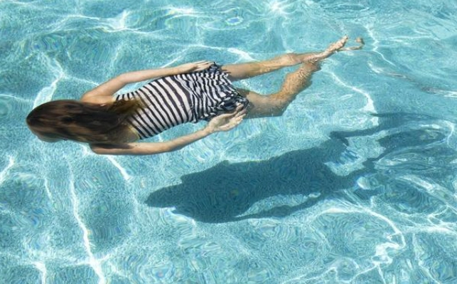 游泳後補充營養