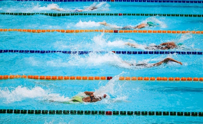 游泳後補充營養