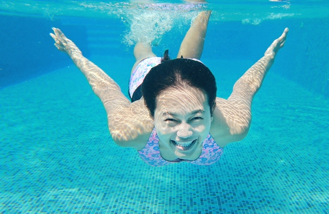 游泳後吃什麼？營養師的完整飲食指南與恢復餐單推薦