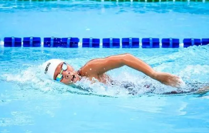 游泳 vs 跑步 卡路里