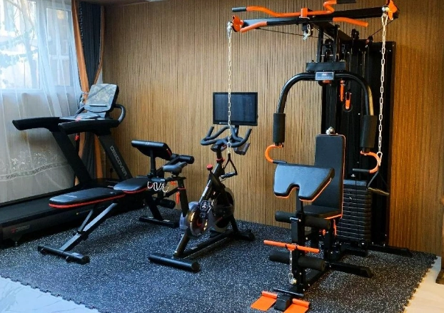 家庭健身器材選購全攻略：專家教你避開地雷，聰明打造居家健身房