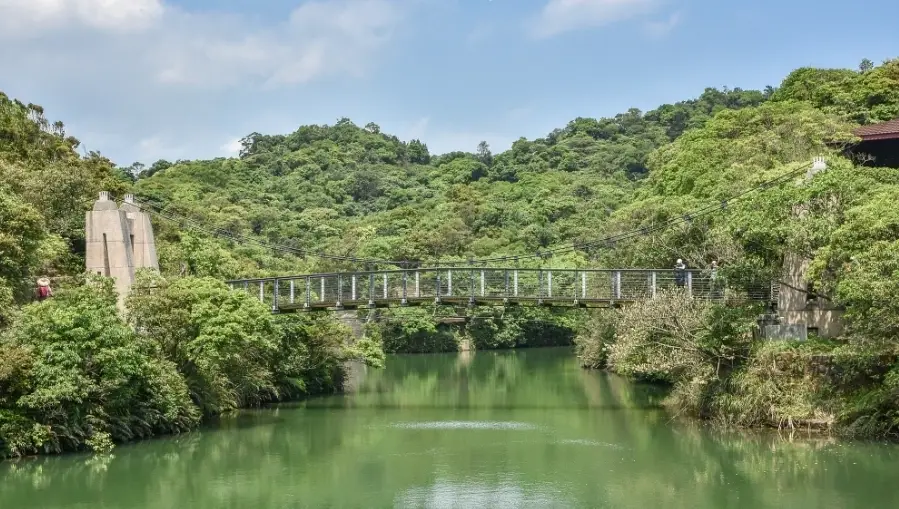 情人湖步道健行 情人湖步道健行