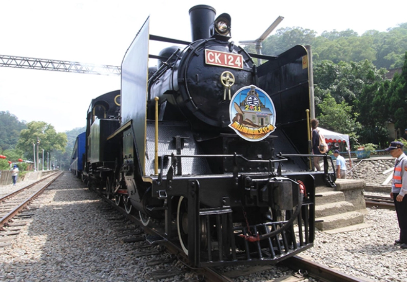 水山線舊鐵道走北霞山健行攻略：廢棄鐵道與山徑的完美結合