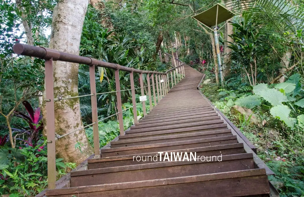 獅頭山步道停車場