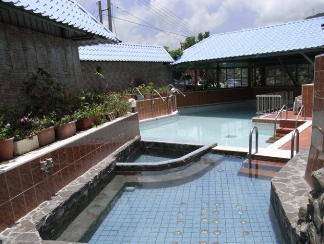 四重溪溫泉住宿