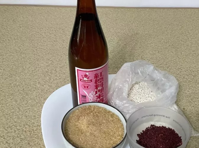 紅麴米糕 紅麴米糕