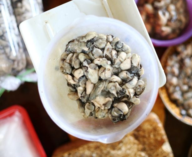 生蚵吃到飽 生蚵吃到飽
