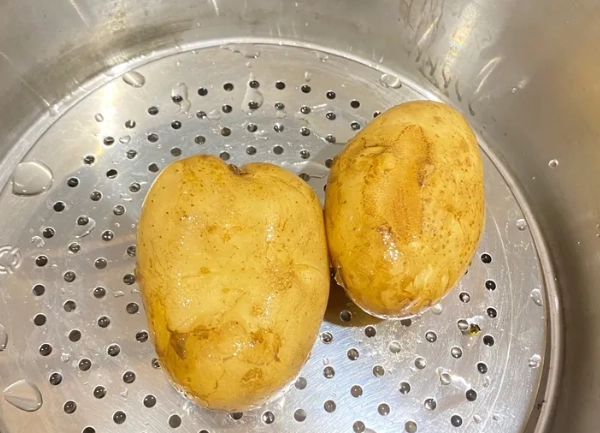 電鍋蒸馬鈴薯時間 電鍋蒸馬鈴薯時間