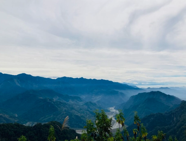 马那邦山登山 马那邦山登山