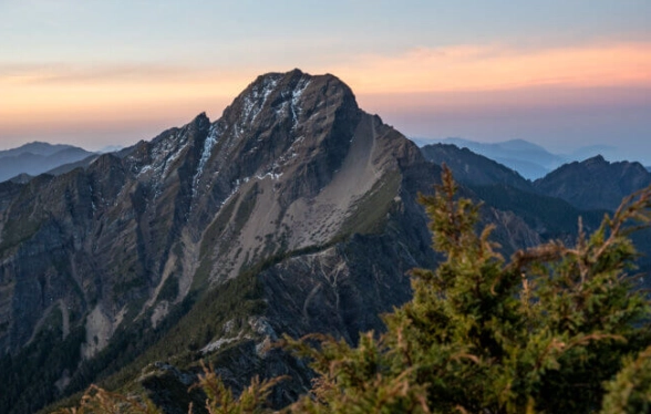 玉山前五峰 兩天一夜 玉山前五峰 兩天一夜