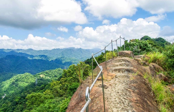 皇帝殿步道路線