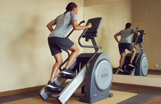 爬樓梯機 爬樓梯機