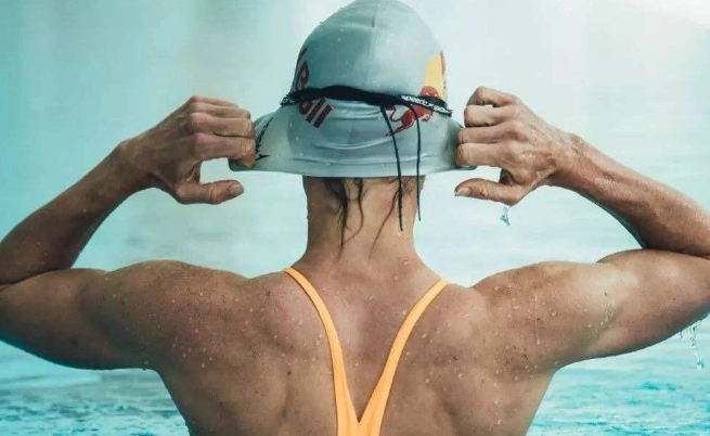 游泳燃脂 游泳燃脂