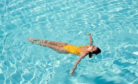 每天游泳半小時好處
