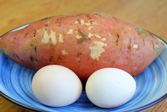 地瓜水煮蛋早餐